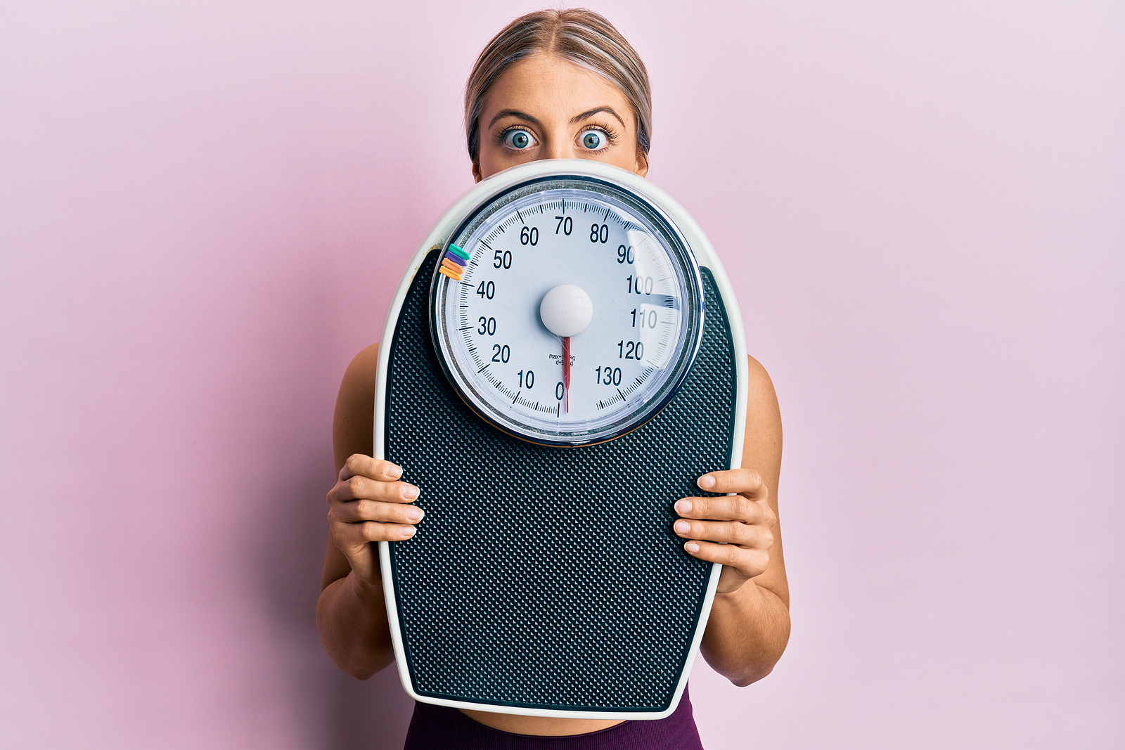 While processing food is the primary function of digestive enzymes, there is also a lesser known, but super important, correlation between digestive enzymes and weight loss.